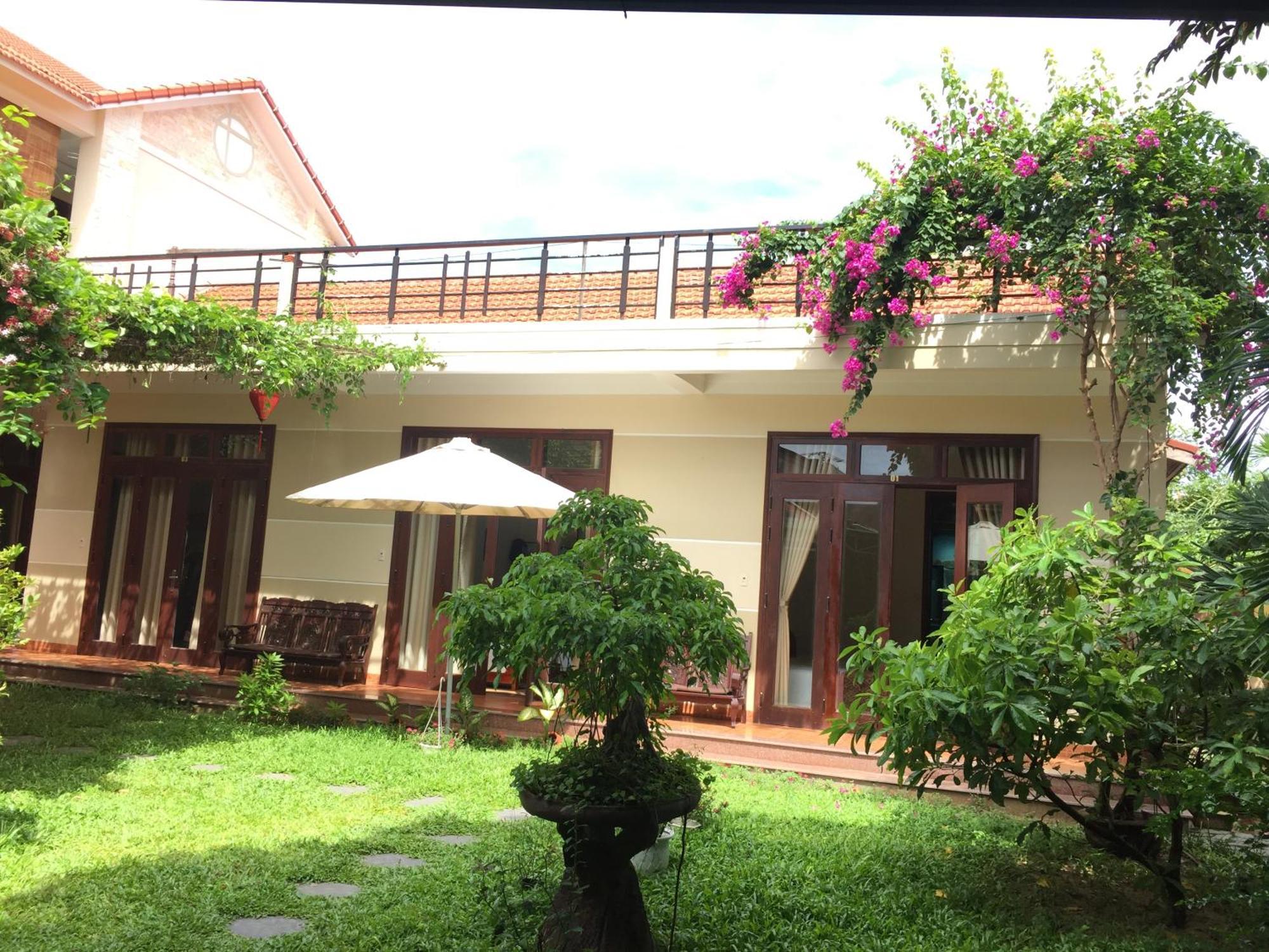 Galaxy Homestay Hoi An Exterior photo